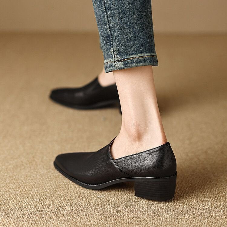 ✨ Spring/Summer Hot Sale 50% OFF 💕Women's Vintage Pointed Toe Slip-On Soft Shoes