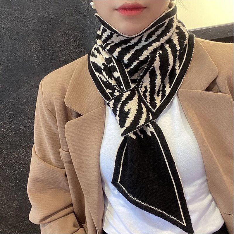 Elegant Versatile Scarf